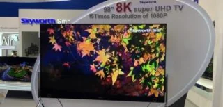 Skyworth 85 inç 8K Ultra HD televizyonu piyasaya sürdü