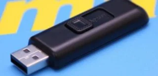 Come visualizzare foto, ascoltare musica e guardare film su USB con normali TV Skyworth