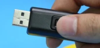 نحوه مشاهده عکس ، گوش دادن به موسیقی ، تماشای فیلم از طریق USB در Smart TV Skyworth