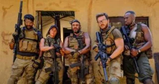 Movie Review Rogue（2020）-The Hunting Squad-良いエンターテインメントですが、少し