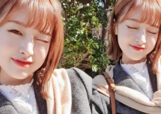 Ringkasan gadis berambut pendek yang cantik dan gadis berambut pendek yang comel