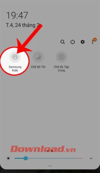Petunjuk untuk menggunakan mode Samsung Kids di ponsel