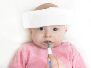 Anneler bebekler için sıcak ve soğuk kompres kullanmalı mı?