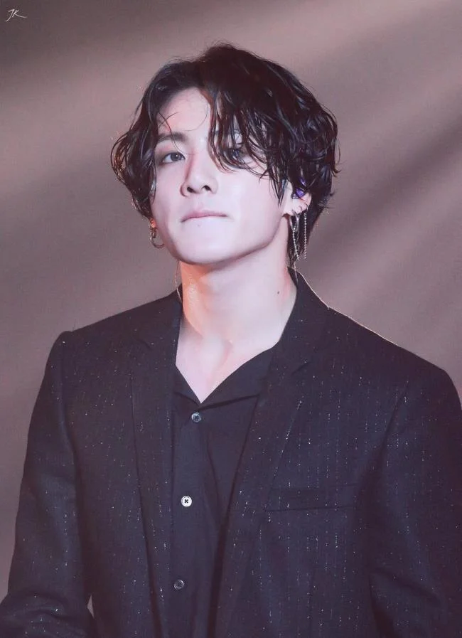 Ringkasan gambar Marshal Jungkook (BTS) yang paling indah