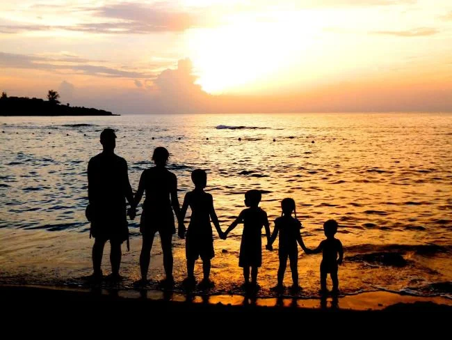 عکس خانوادگی زیبا و دنج شاد 