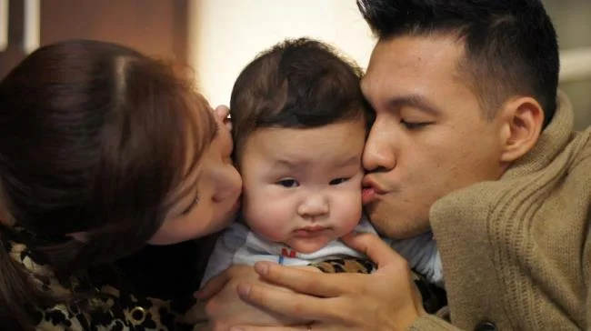 عکس خانوادگی زیبا و دنج شاد 