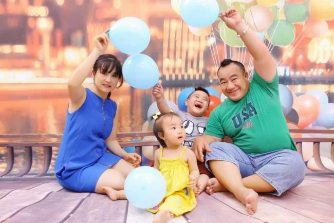 عکس خانوادگی زیبا و دنج شاد 