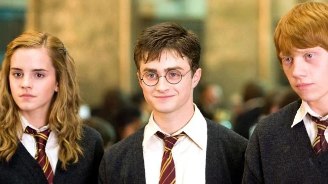 Ringkasan gambar Harry Potter yang paling indah