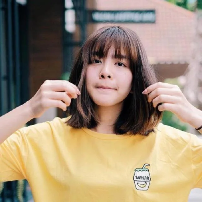 Menggabungkan gaya rambut pendek yang paling indah hari ini