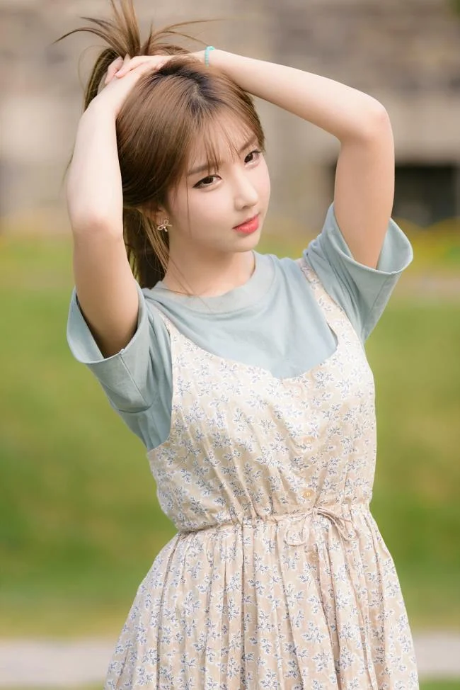 Koleksi gadis Korea yang cantik dan comel