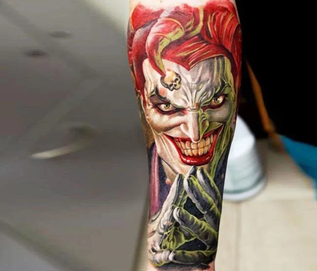 Koleksi pola tato Joker penuh misteri dan sangat menarik