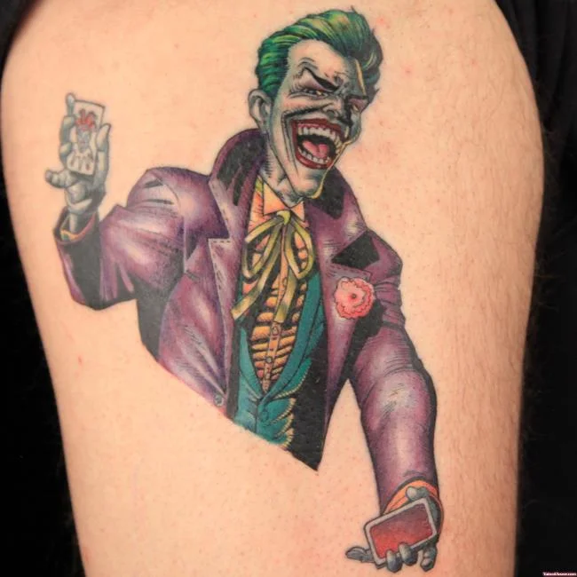 Koleksi pola tato Joker penuh misteri dan sangat menarik