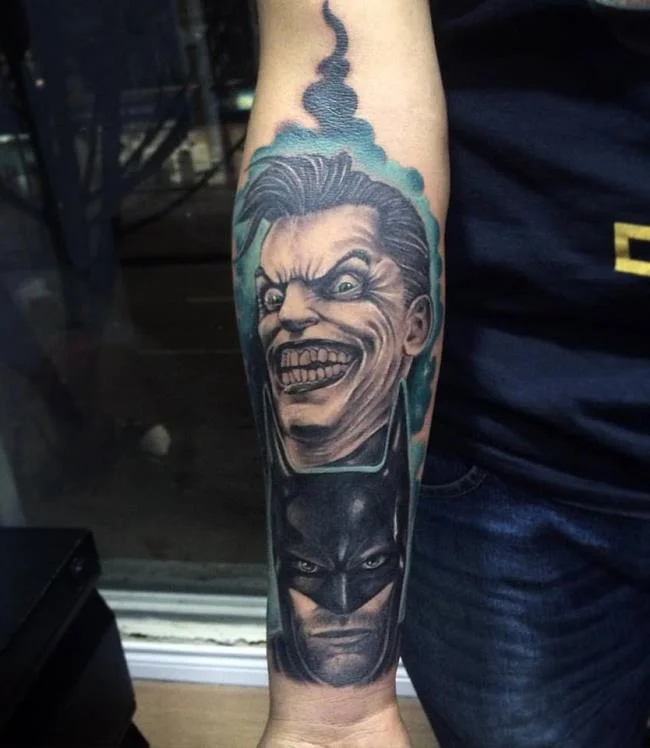 Koleksi pola tato Joker penuh misteri dan sangat menarik