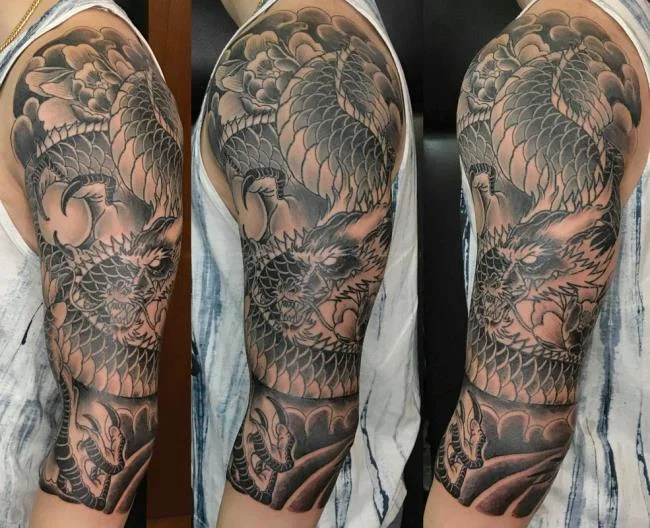 Koleksi 50 pola tato naga di lengan