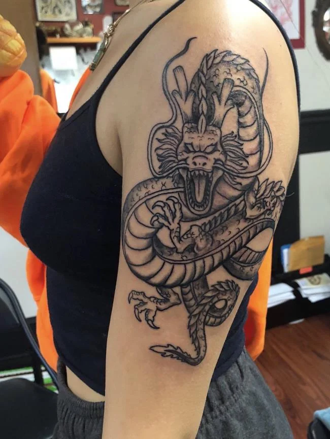 Koleksi 50 pola tato naga di lengan