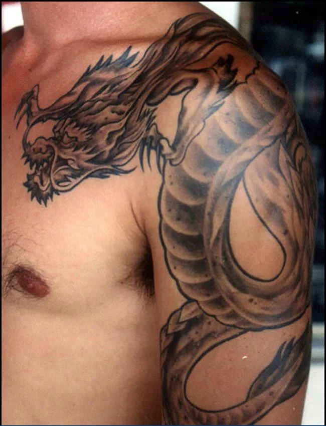 Koleksi 50 pola tato naga di lengan
