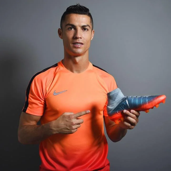 Koleksi gambar Cristiano Ronaldo CR7 yang paling indah