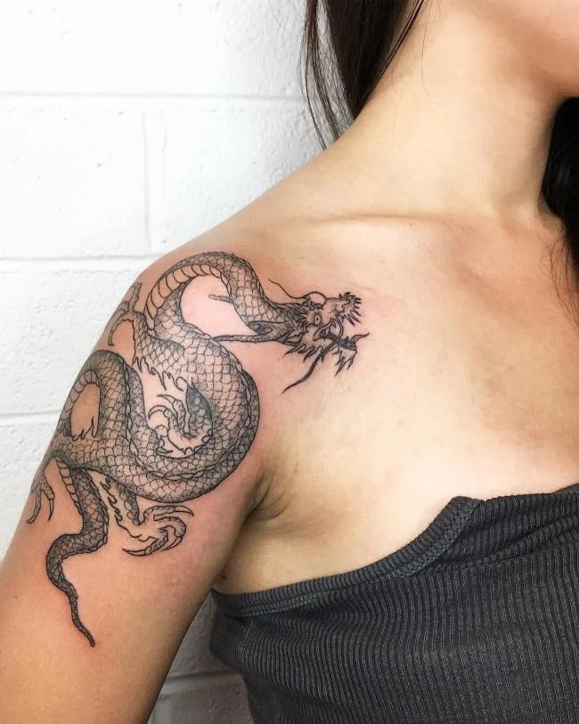 Koleksi 50 pola tato naga di lengan