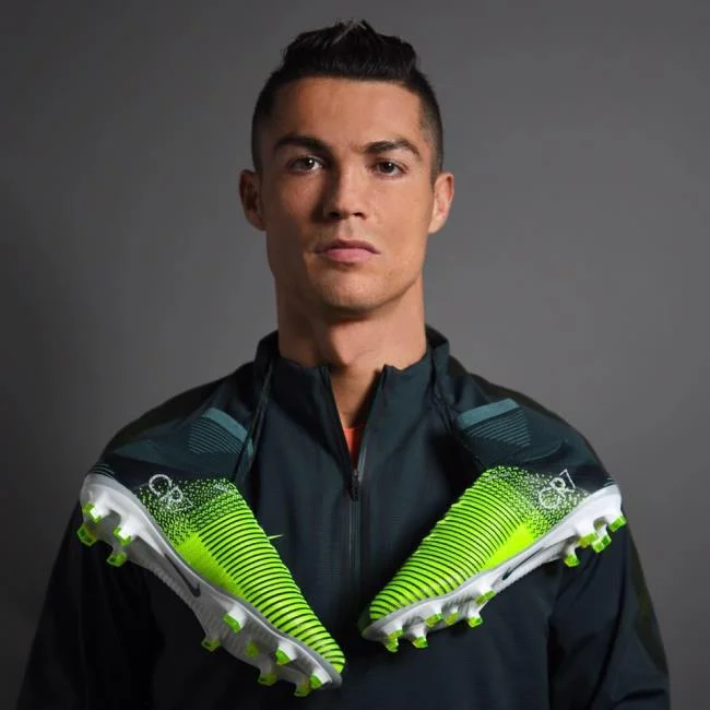 Koleksi gambar Cristiano Ronaldo CR7 yang paling indah