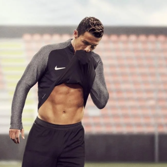 Koleksi gambar Cristiano Ronaldo CR7 yang paling indah