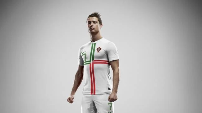 Koleksi gambar Cristiano Ronaldo CR7 yang paling indah