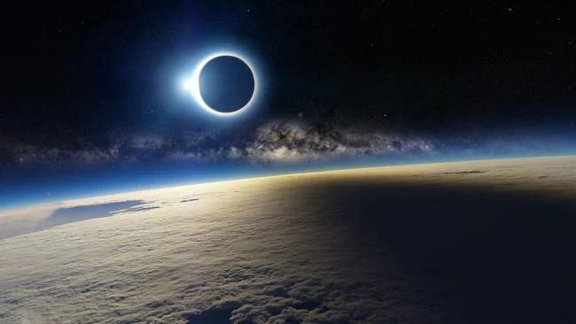 Koleksi gambar bulan yang paling indah