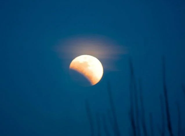 Koleksi gambar bulan yang paling indah