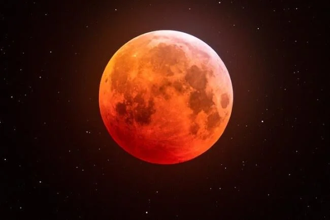 Koleksi gambar bulan yang paling indah
