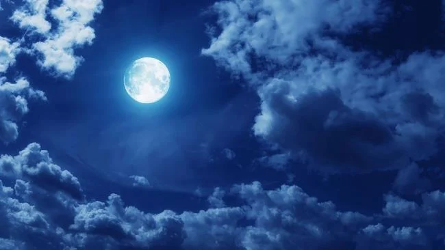 Koleksi gambar bulan yang paling indah