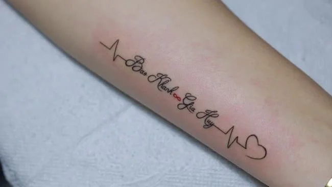 Recomienda más de 50 patrones de tatuaje de frecuencia cardíaca extremadamente significativos