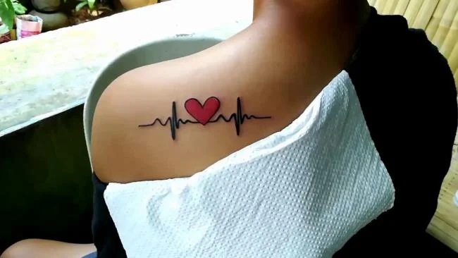 Recomienda más de 50 patrones de tatuaje de frecuencia cardíaca extremadamente significativos