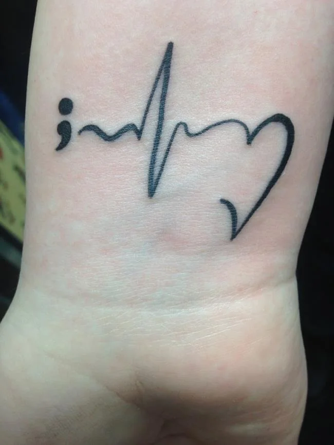 Recomienda más de 50 patrones de tatuaje de frecuencia cardíaca extremadamente significativos