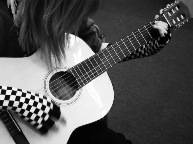 Koleksi gambar gitar yang paling indah
