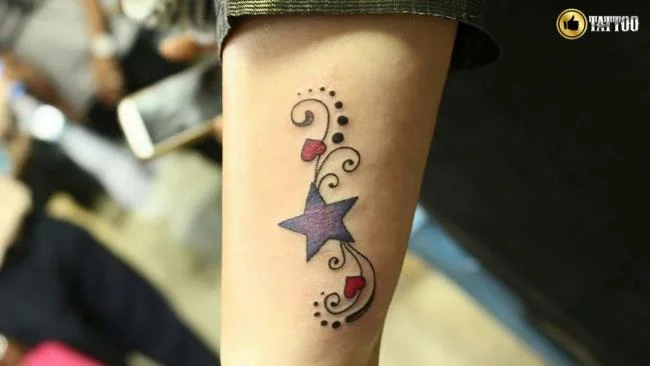 Koleksi corak tatu bintang kecil yang comel