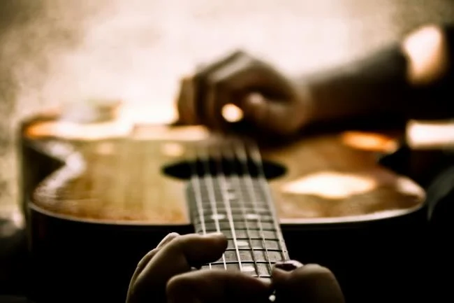 Koleksi gambar gitar yang paling indah