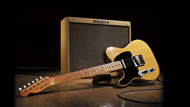 Koleksi gambar gitar yang paling indah