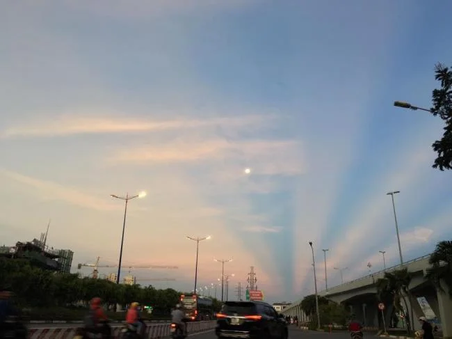 تصاویر زیبا از آسمان آبی کامل HD