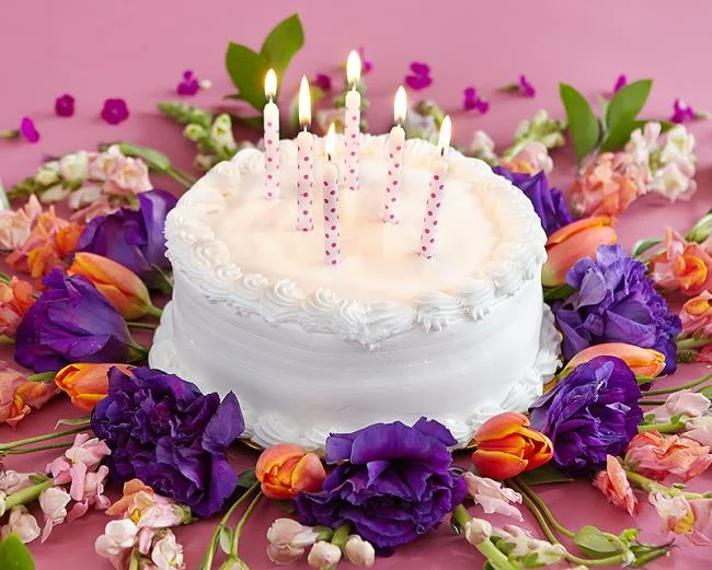 सबसे सुंदर जन्मदिन का केक का सेट