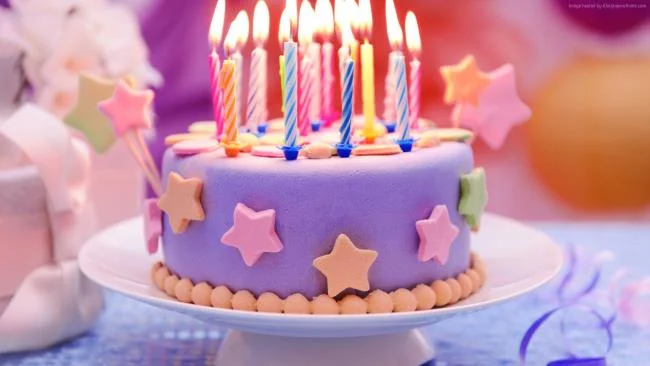 सबसे सुंदर जन्मदिन का केक का सेट