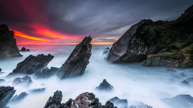 Koleksi kertas dinding 4K untuk komputer yang cantik