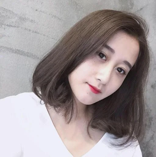 Ringkasan gadis cantik berambut pendek yang paling cantik