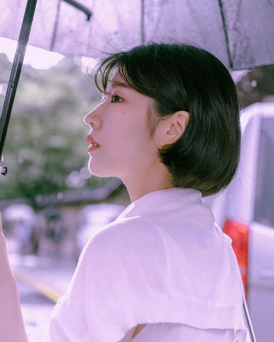 Ringkasan gadis cantik berambut pendek yang paling cantik