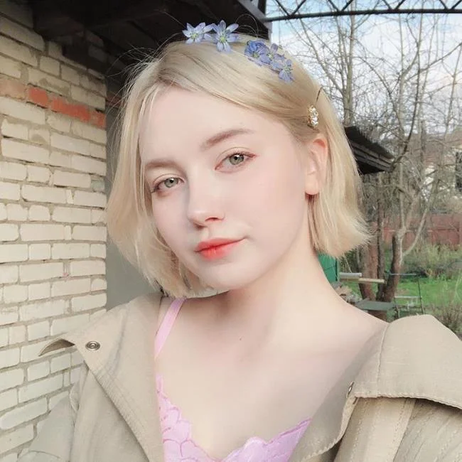 Ringkasan Gadis Eropah-Amerika yang paling cantik