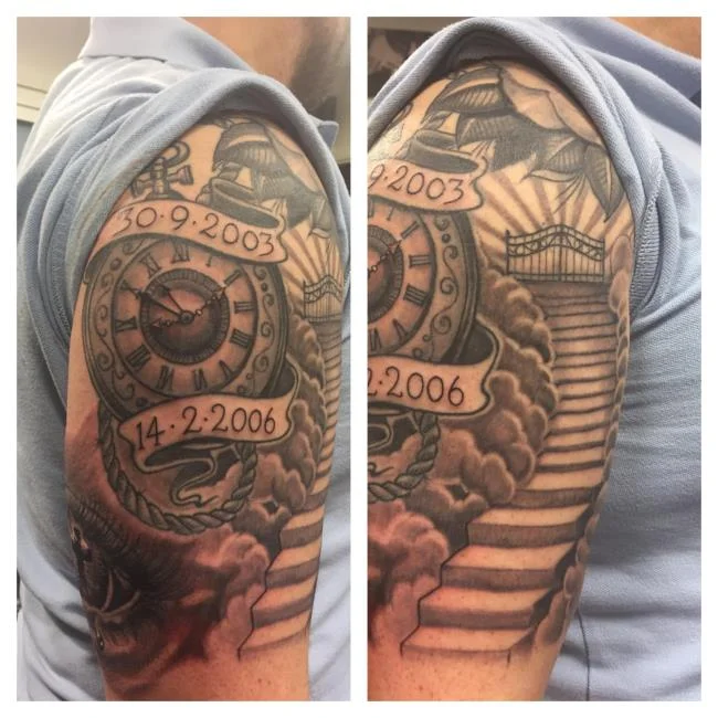 Sugerencia de más de 50 modelos de tatuajes de rosas y relojes extremadamente sexys.