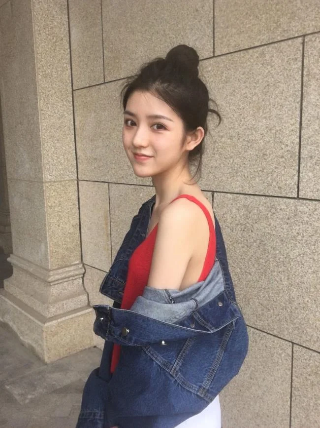 Ringkasan dari Hot Girl Cina paling indah