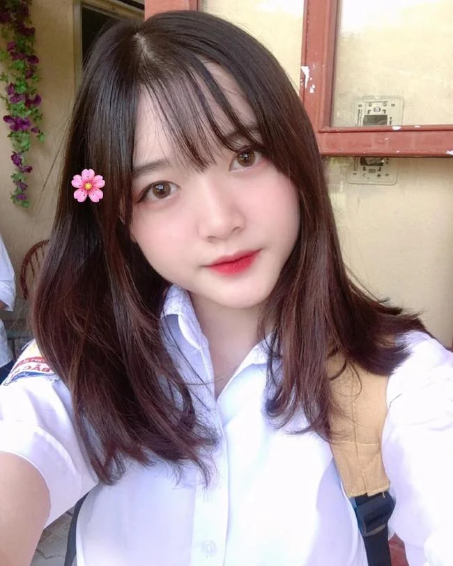 Koleksi gambar gadis pelajar comel yang comel