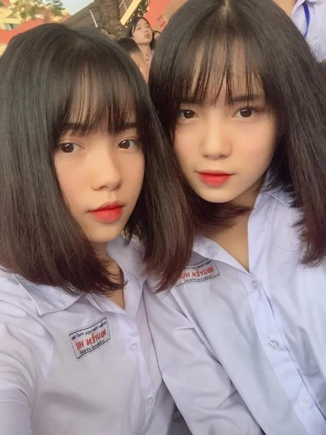 Koleksi gambar gadis pelajar comel yang comel