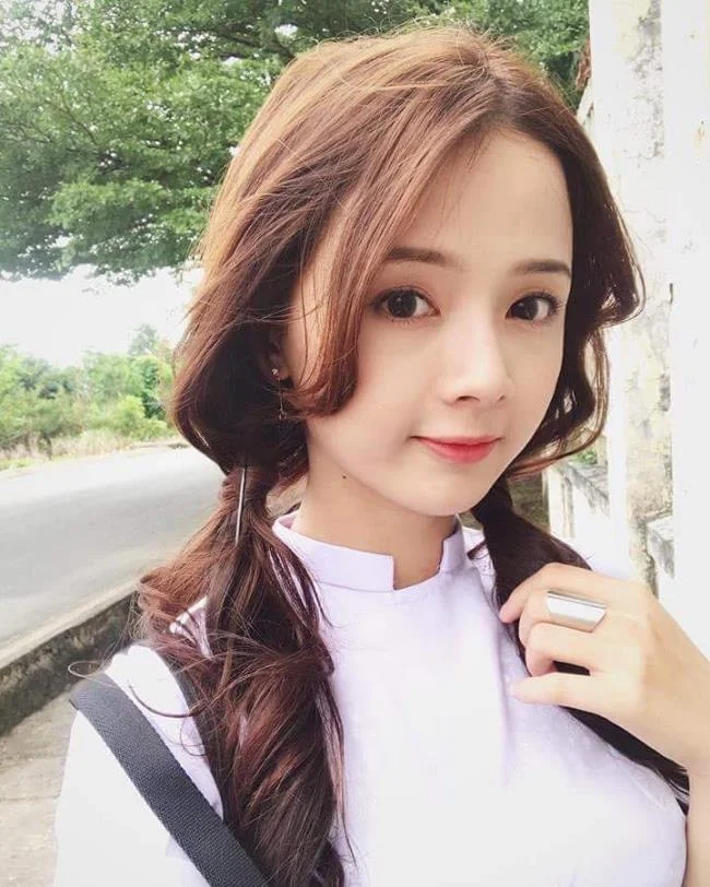 Koleksi gambar gadis pelajar comel yang comel