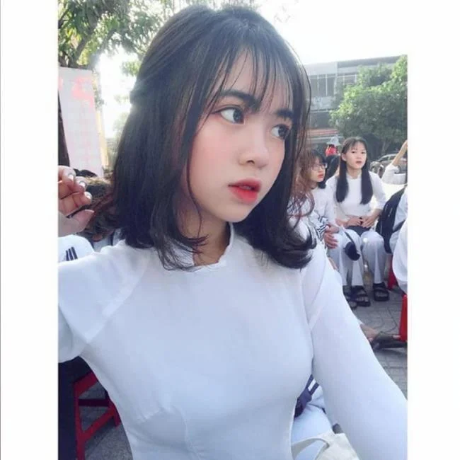 Koleksi gambar gadis pelajar comel yang comel