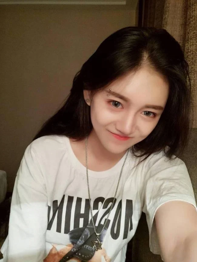 Ringkasan dari Hot Girl Cina paling indah